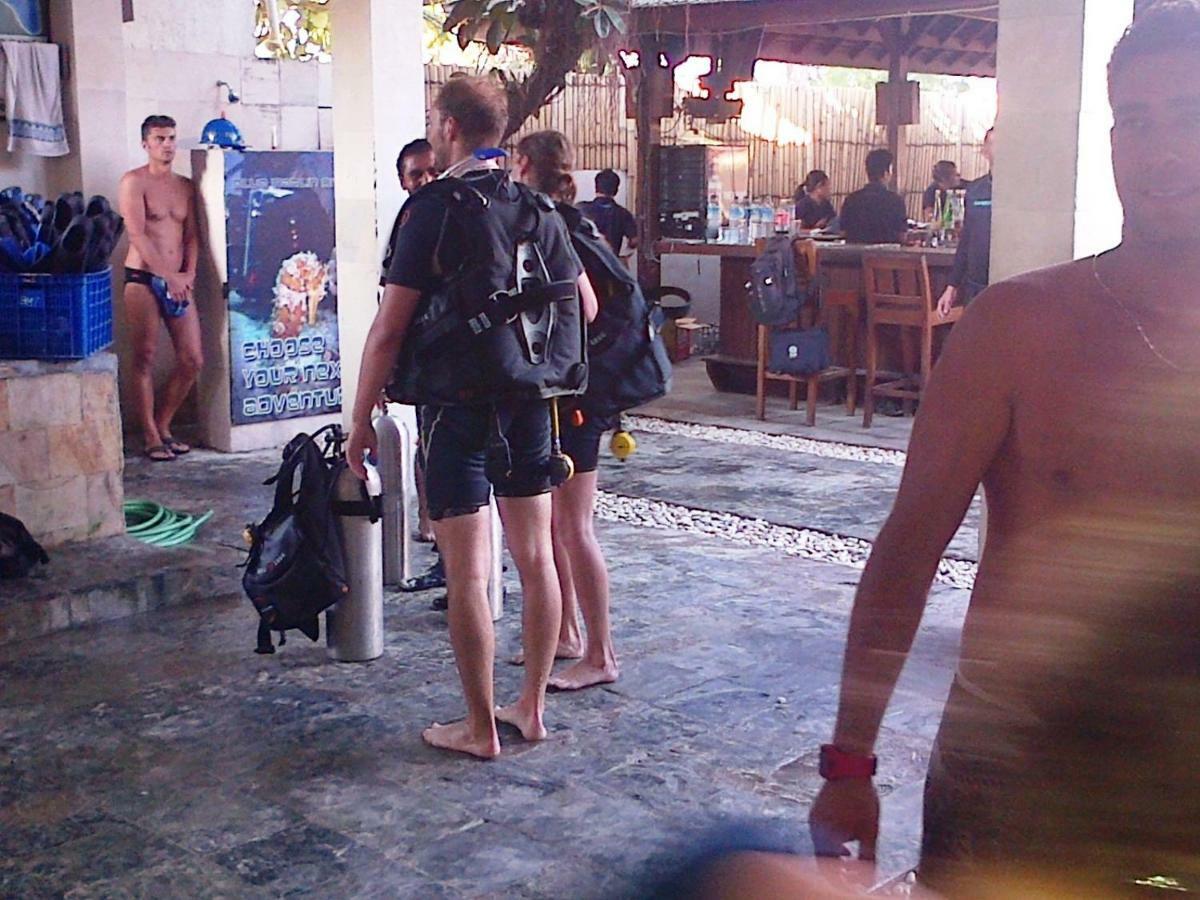 Intan Inn Hostel Gili Trawangan Exteriör bild